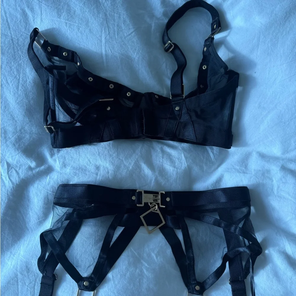 Honey Birdette Black Strappy Bra Set - Picture 5 of 6